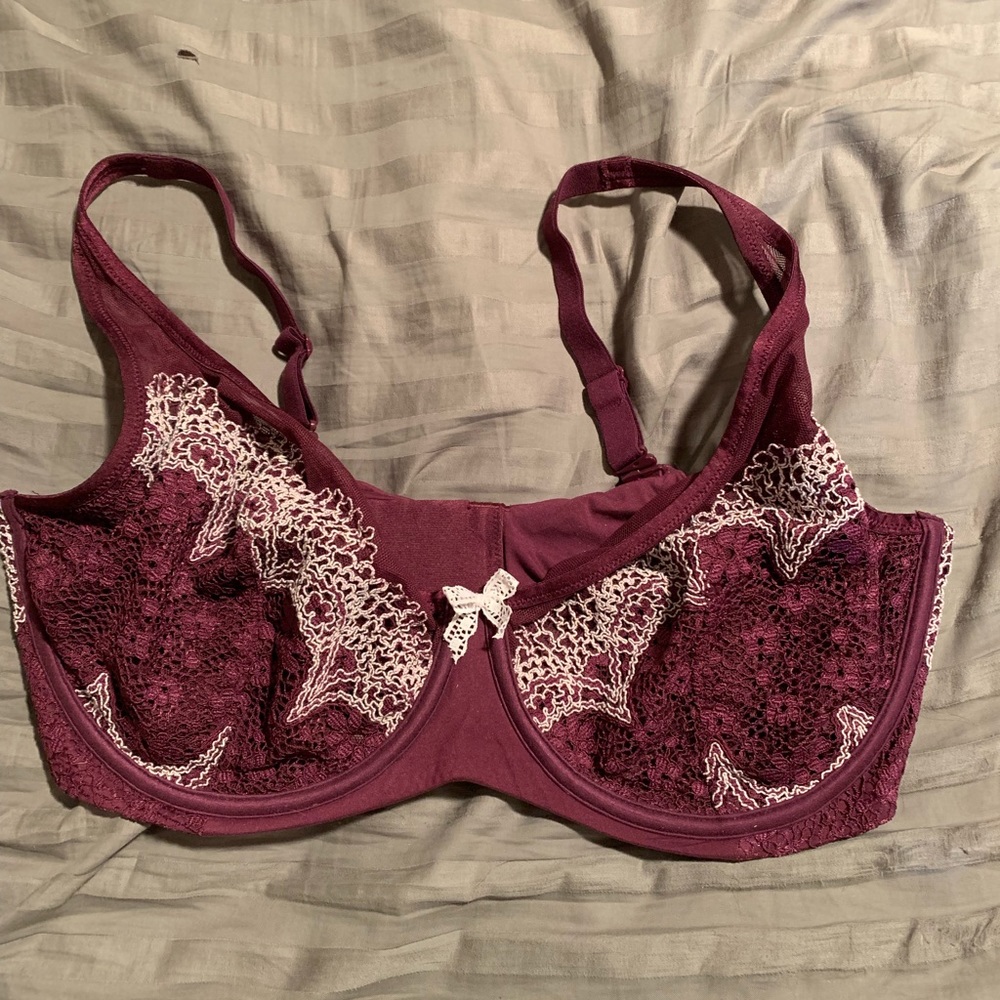 Victoria’s Secret bra 38DDD